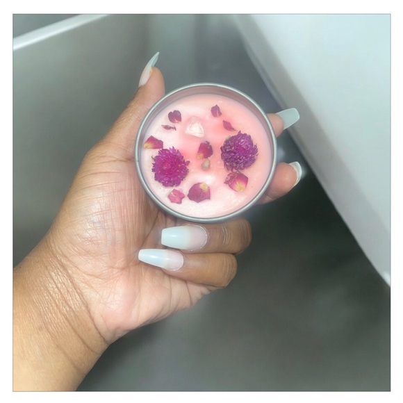 Clear Quartz Candle🤍🕯️ - Picture 3 of 5